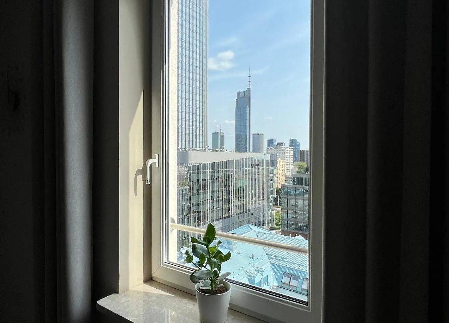 Apartament Z Widokiem Na Centrum I Darmowym Parkingiem Warsaw 0*,  Poland